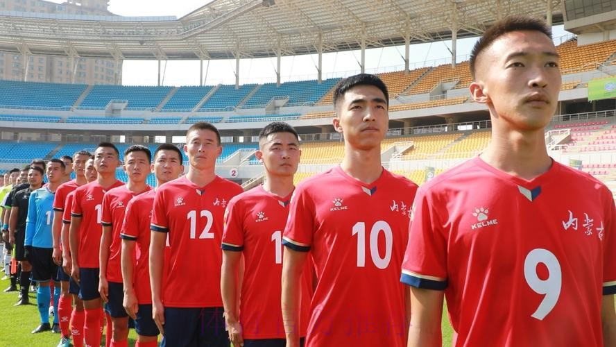 全运会群众组十一人制男子企事业组比赛举行 全运会群众组十一人制男子企事业组比赛举行