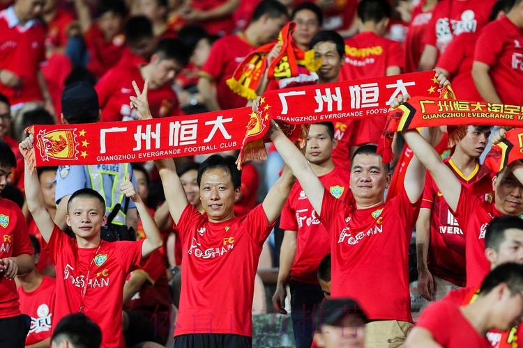 2018年中国足球文化建设宣讲活动走进广州恒大 2018年中国足球文化建设宣讲活动走进广州恒大